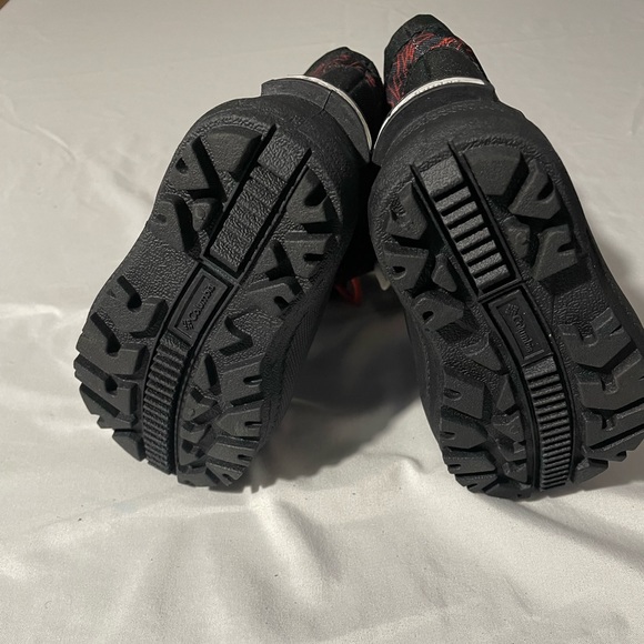 Columbia toddler powderbug plus II print boot. - Picture 4 of 4